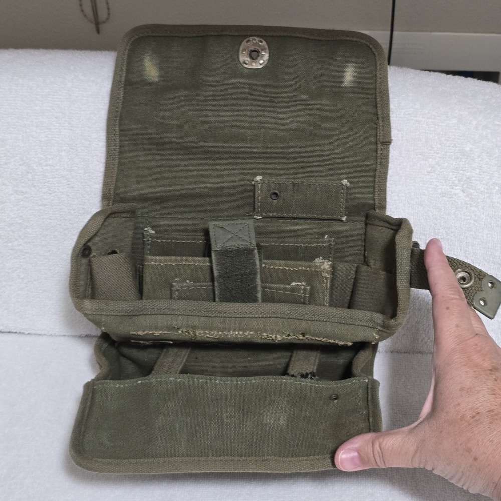 Vintage US Military M18A1 Chemical Detector Kit Canvas Case‎ Pouch ITT - Picture 9 of 16